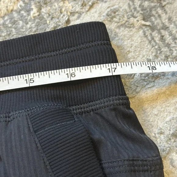 Lululemon Womens Large Dance Studio Relaxed-Fit Mid-Rise Cargo Pant Black W5GILS - Picture 7 of 9